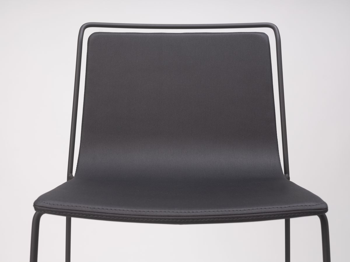 1643355369_alo-stool-h75-silvertex-11