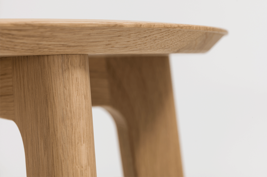 zeitraummoebel-barhocker-1.3bar-massivholz-12-920x610