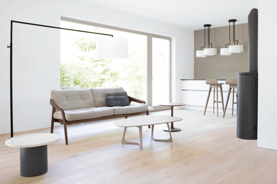 zeitraummoebel-barhocker-morphbar-massivholz-16-920x610