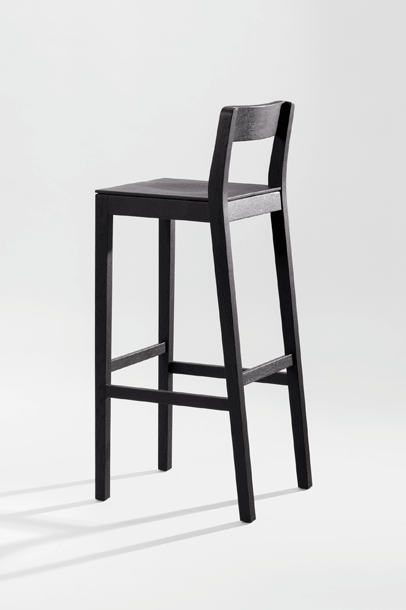 zeitraummoebel-barhocker-sitbar-massivholz-08