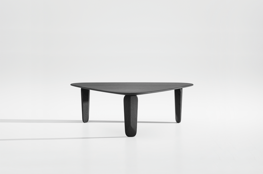 zeitraummoebel-beistelltisch-kuyu-massivholz-09-920x610