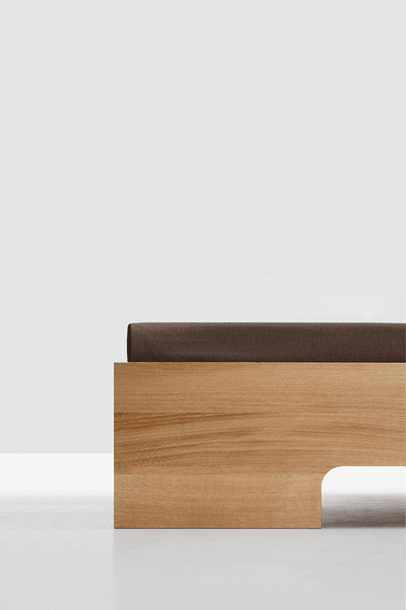 zeitraummoebel-bett-snooze-massivholz-07