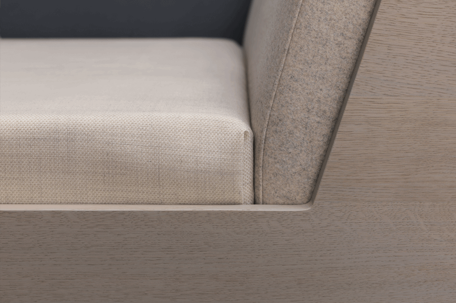 zeitraummoebel-bettmitpolsterkopfteil-fusion-massivholz-06-920x610