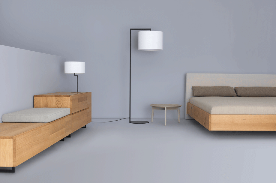 zeitraummoebel-bettmitpolsterkopfteil-simplecomfort-massivholz-08-920x610