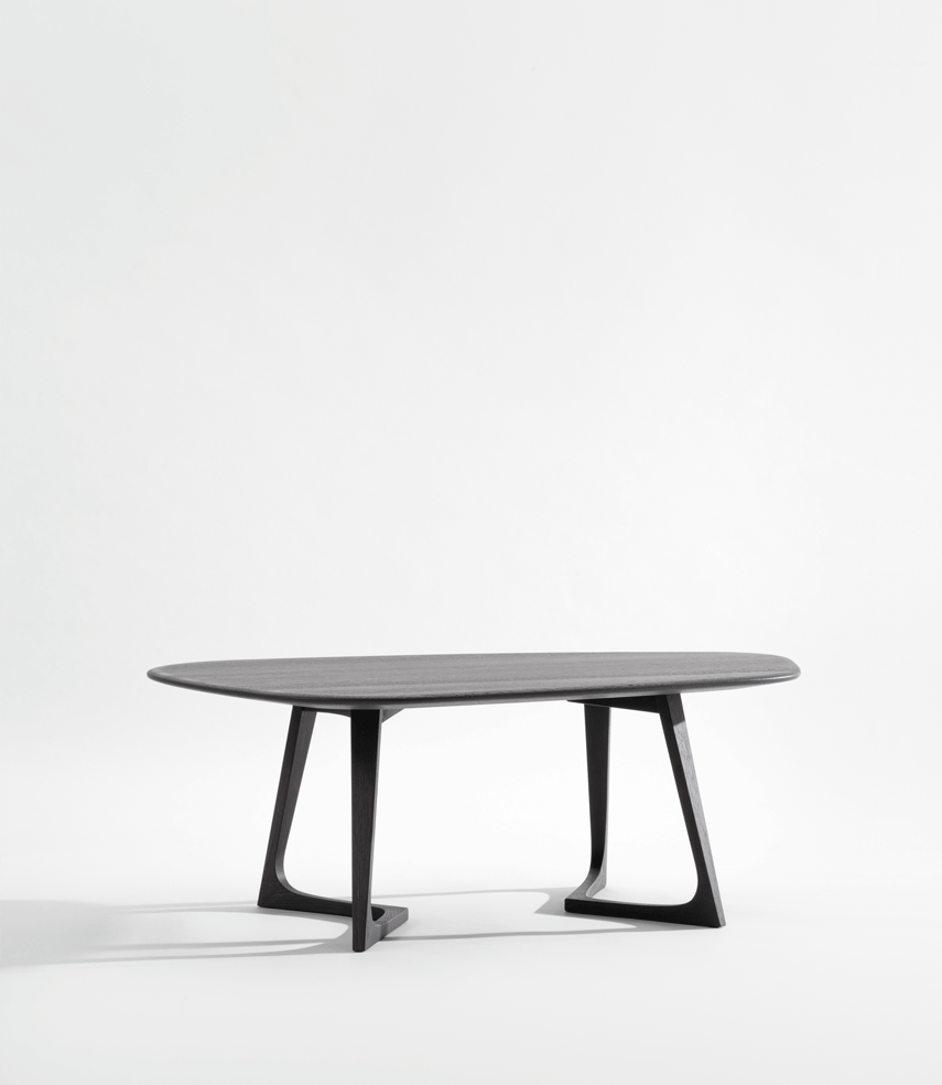 zeitraummoebel-couchtisch-twiststone-massivholz-01-855x984