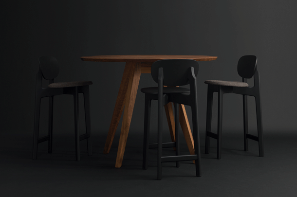 zeitraummoebel-hochtisch-cenahigh-massivholz-04-610x405