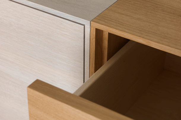 zeitraummoebel-kommode-kinlong-massivholz-03-610x405