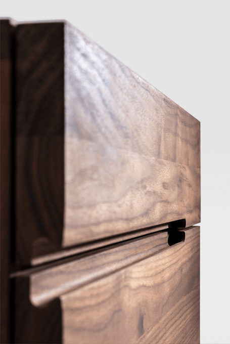 zeitraummoebel-nachtkaestchen-nightstand-massivholz-05-455x680