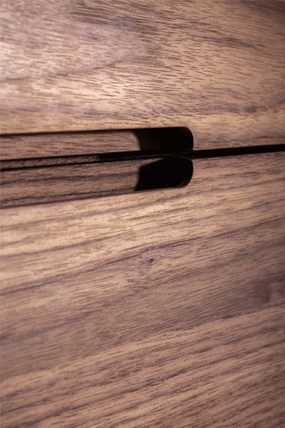 zeitraummoebel-nachtkaestchen-nightstand-massivholz-06d-1