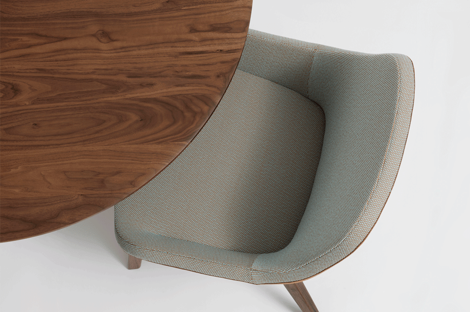 zeitraummoebel-polsterstuhl-morphdining-massivholz-polster-13-920x610