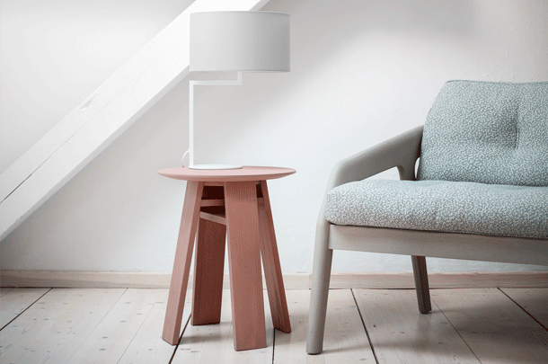 zeitraummoebel-sessel-friday1-massivholz-03-610x405