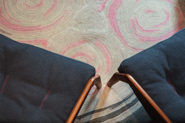 zeitraummoebel-sessel-friday1-massivholz-04-610x405