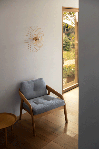 zeitraummoebel-sessel-friday1-massivholz-19