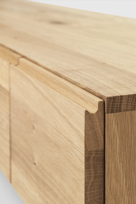 zeitraummoebel-sideboard-podest-massivholz-02-455x680