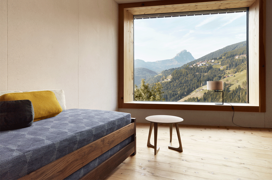 zeitraummoebel-stapelbett-guest-massivholz-10-920x610