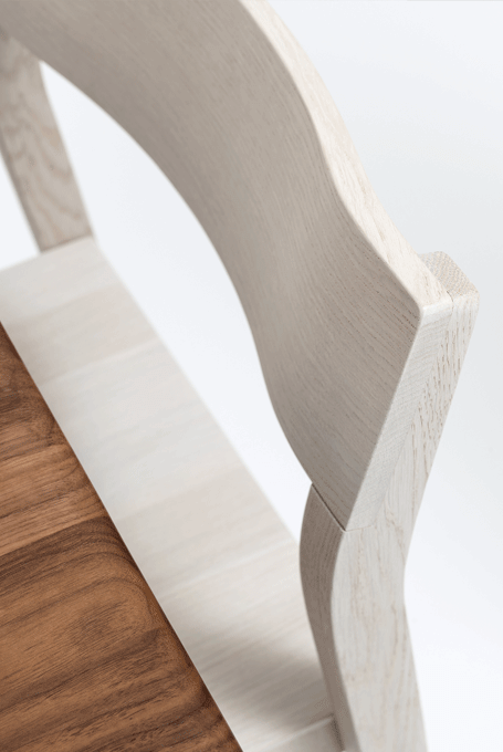 zeitraummoebel-stapelstuhl-sit-massivholz-05-455x680