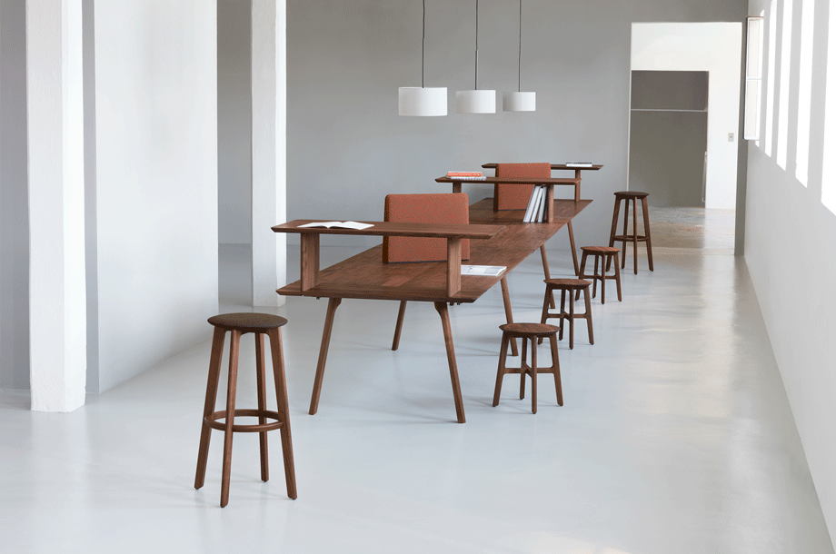 zeitraummoebel-stehpult-railbreak-09-920x610