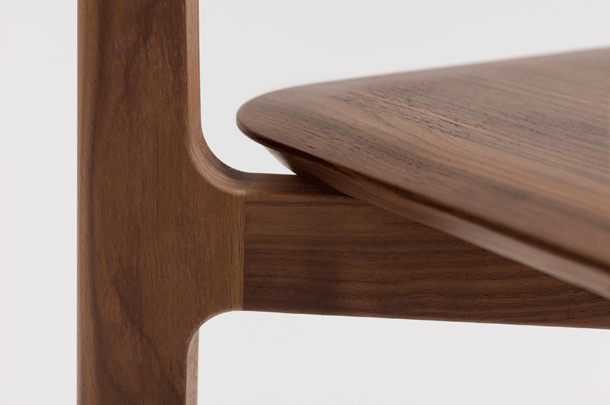 zeitraummoebel-stuhl-1.3chair-massivholz-03-610x405