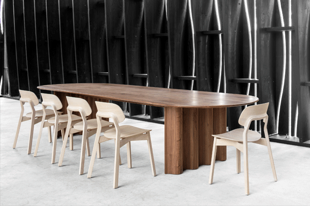 zeitraummoebel-tisch-curtain-massivholz-04-610x405