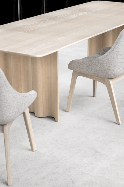 zeitraummoebel-tisch-curtain-massivholz-08