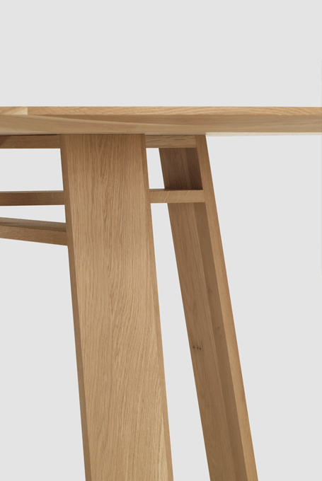 zeitraummoebel-tisch-rund-bondt-massivholz-05-455x680