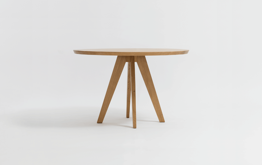 zeitraummoebel-tisch-rund-cenacafe-massivholz-01-855x538