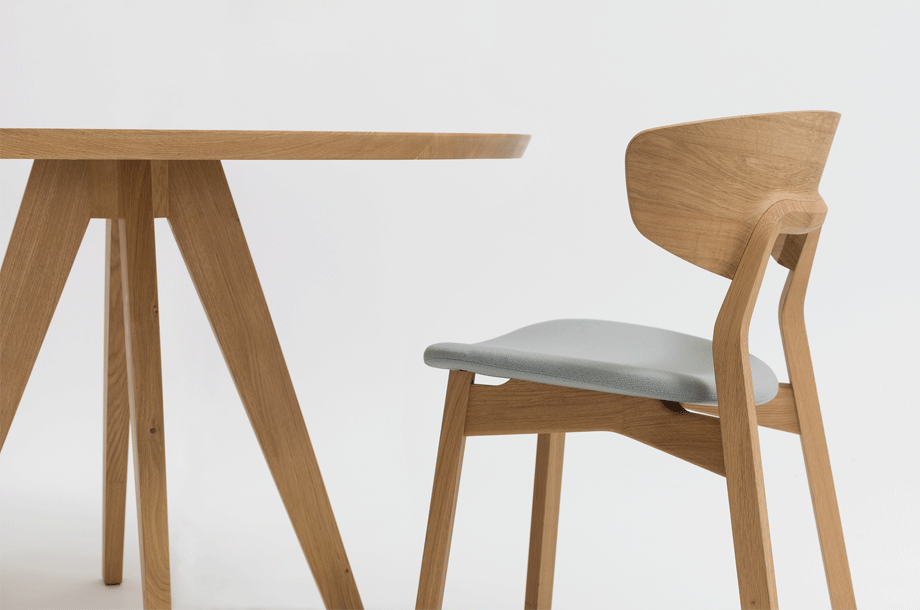 zeitraummoebel-tisch-rund-cenacafe-massivholz-07-920x610