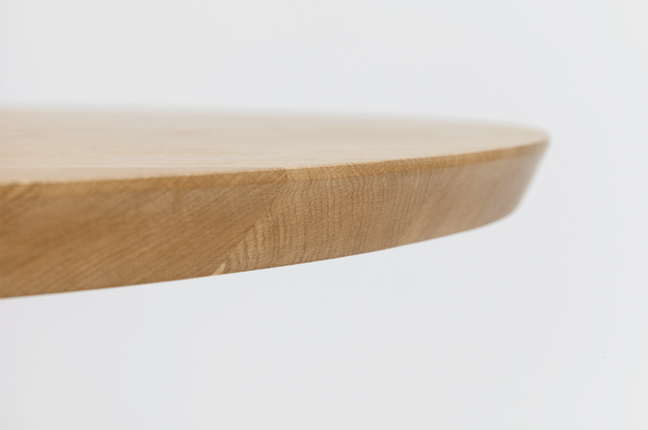 zeitraummoebel-tisch-rund-cenacafe-massivholz-08-920x610