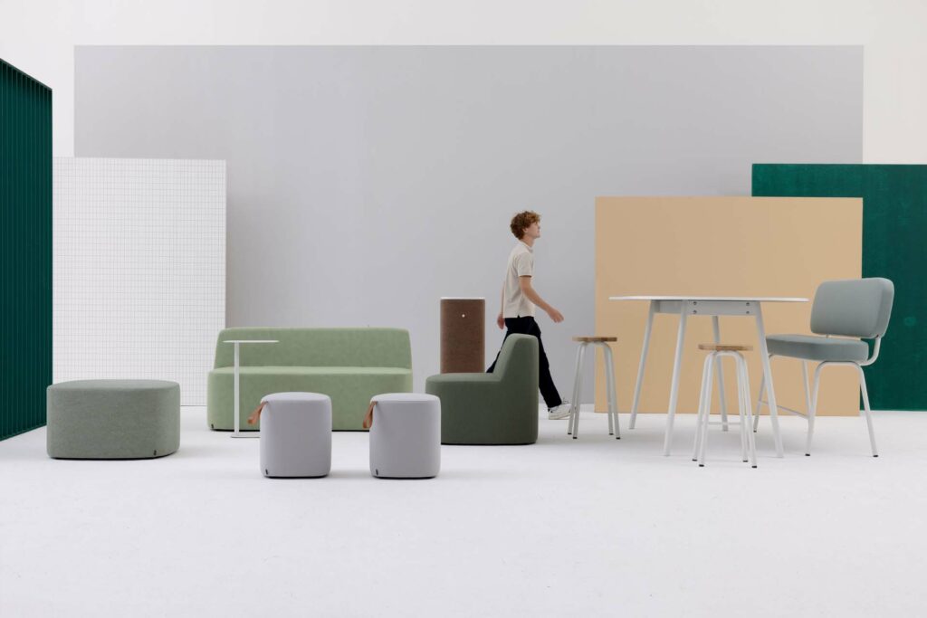 Lounge PULLY Seat & table basse PULLY Island, Panneau acoustique PILLOW Grid - CASCANDO_2 1 Lounge PULLY Seat & table basse PULLY Island, Panneau acoustique PILLOW Grid - CASCANDO_2