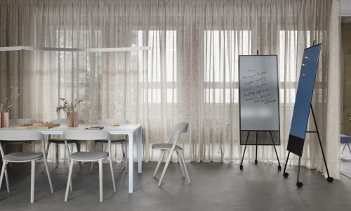 CHAT-BOARD-SQUAD-Runner-conference-room-scaled