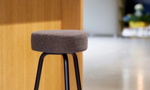 Tabouret-PULLY-Stool-CASCANDO_1-1